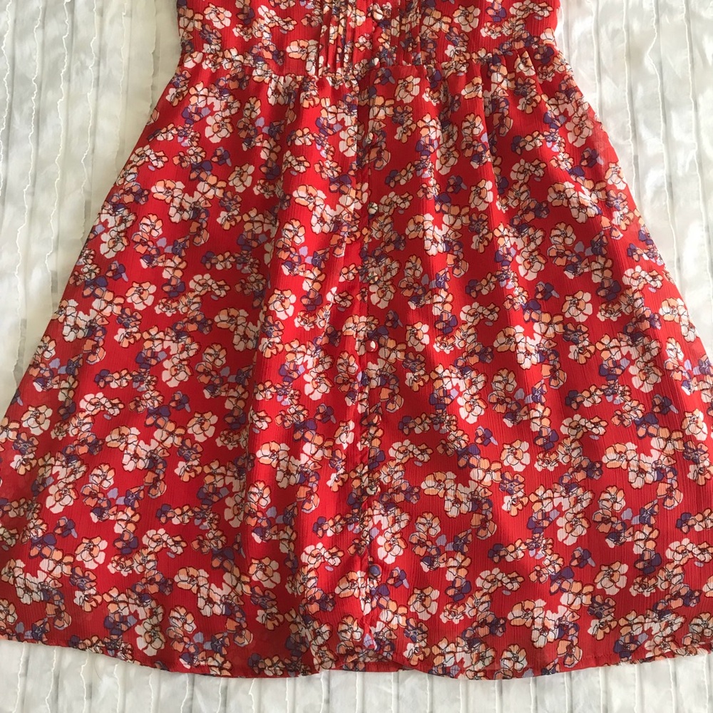 Elle Red Floral Ruffle Button Up Dress - Picture 2 of 8